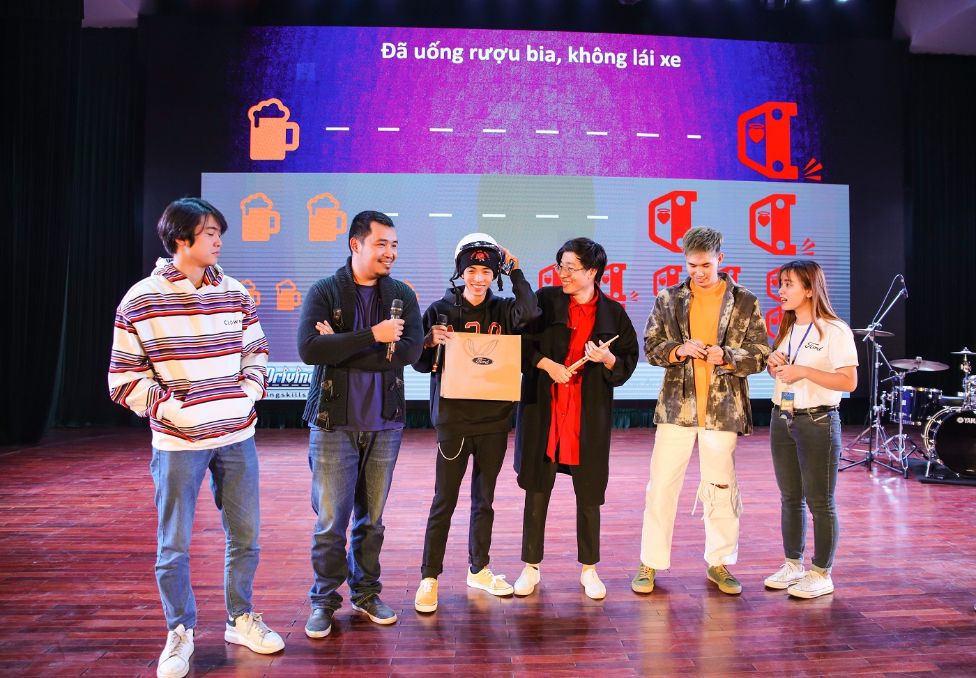 Còi Show 2019