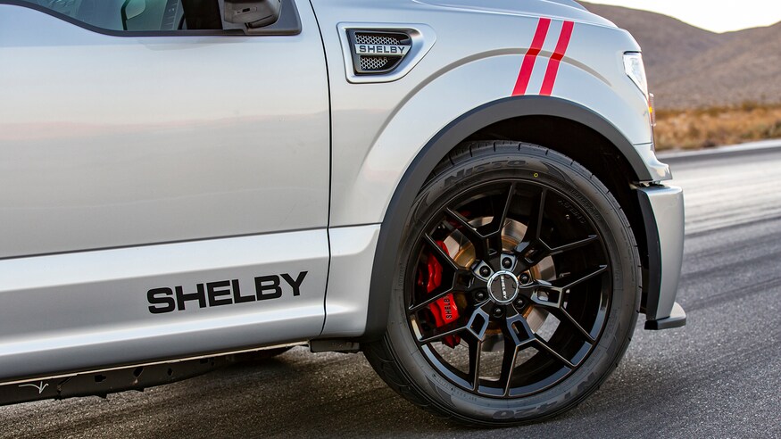 Siêu bán tải F-150 Super Snake Sport