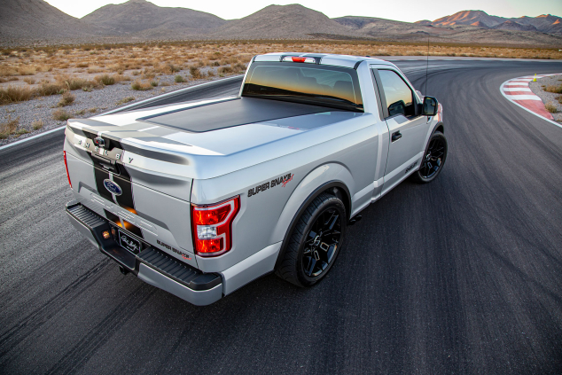 Siêu bán tải F-150 Super Snake Sport