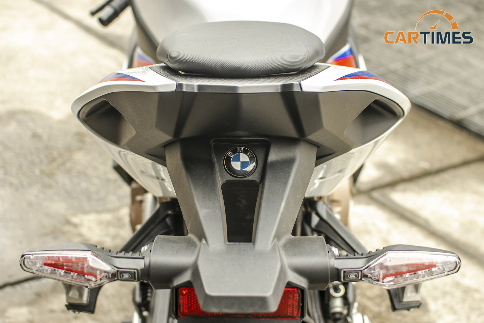 Đuôi xe BMW S1000 RR 2020