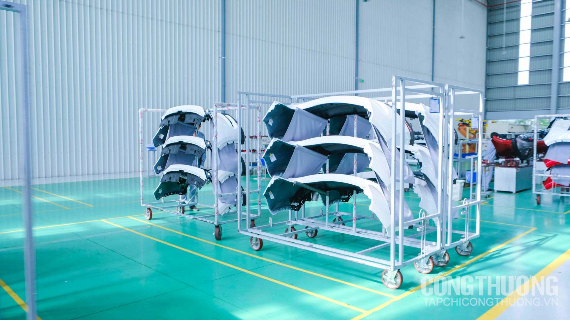 Các phụ tùng xe ô tô trong nhà máy Thaco