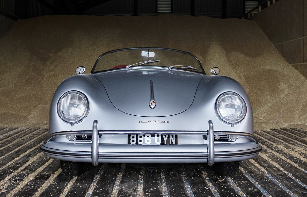 Thiết kế đầu xe Porsche 356 A Speedster
