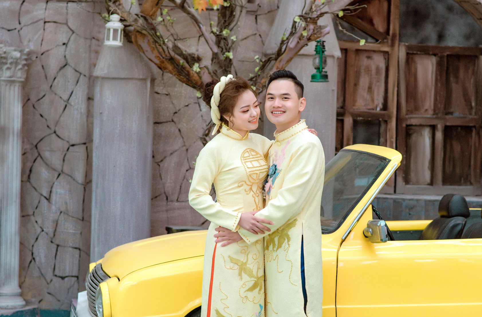 Xe cổ Mazda1200