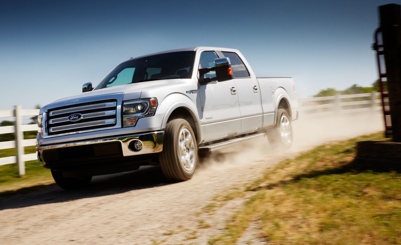 Xe bán tải Ford F-150 bị triệu hồi do lỗi có thể khiến xe mất lái