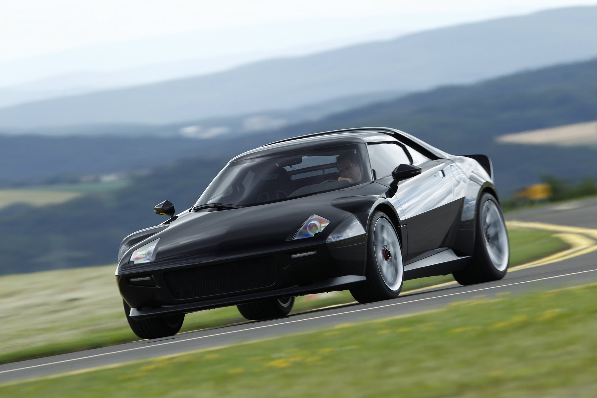 Siêu xe New Stratos sẽ dựa trên Ferrari F430 Scuderia