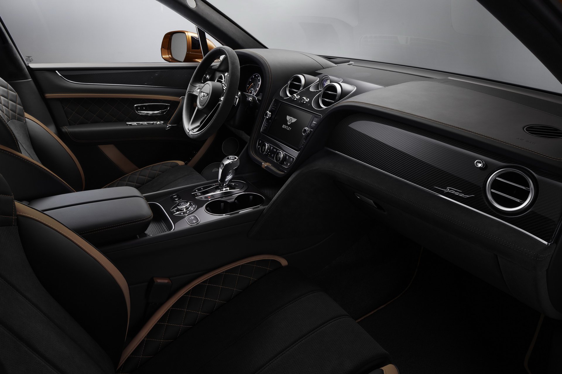 Thiết kế hàng ghế trước xe Bentley Bentayga Speed