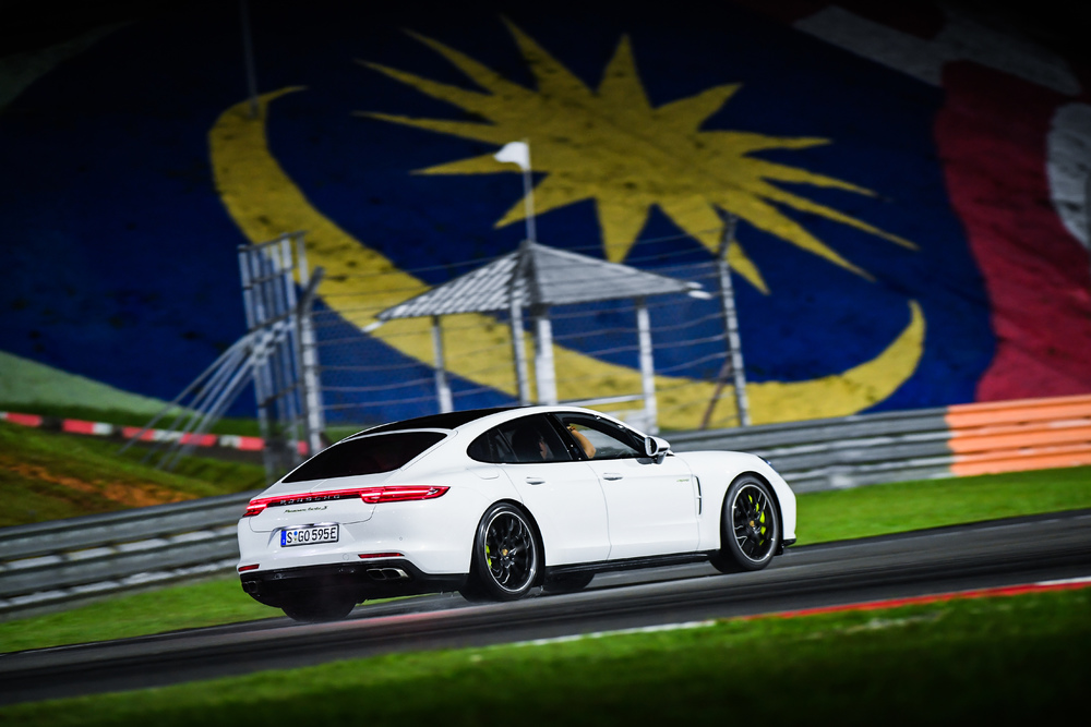 2018 là một năm đặc biệt của Porsche tại thị trường châu Á Thái Bình Dương