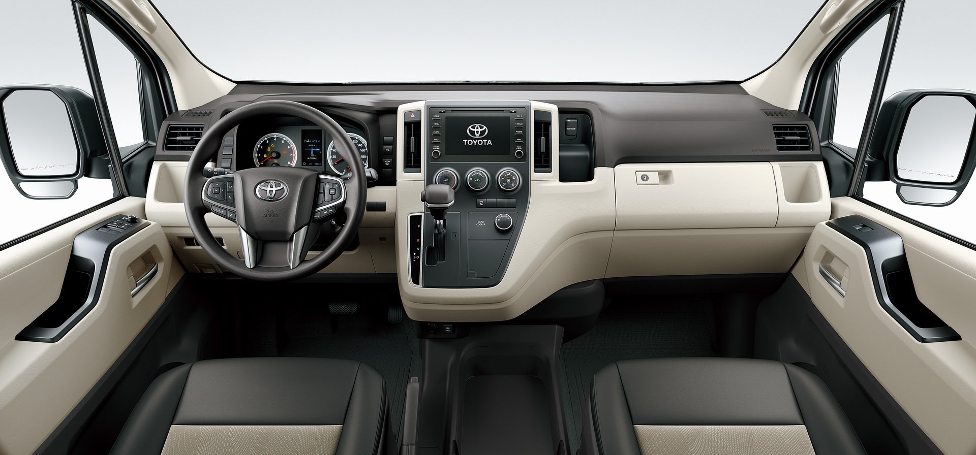 Hàng ghế trước của xe Toyota Hiace