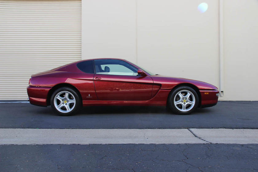Thiết kế hông xe Ferrari 456 1973