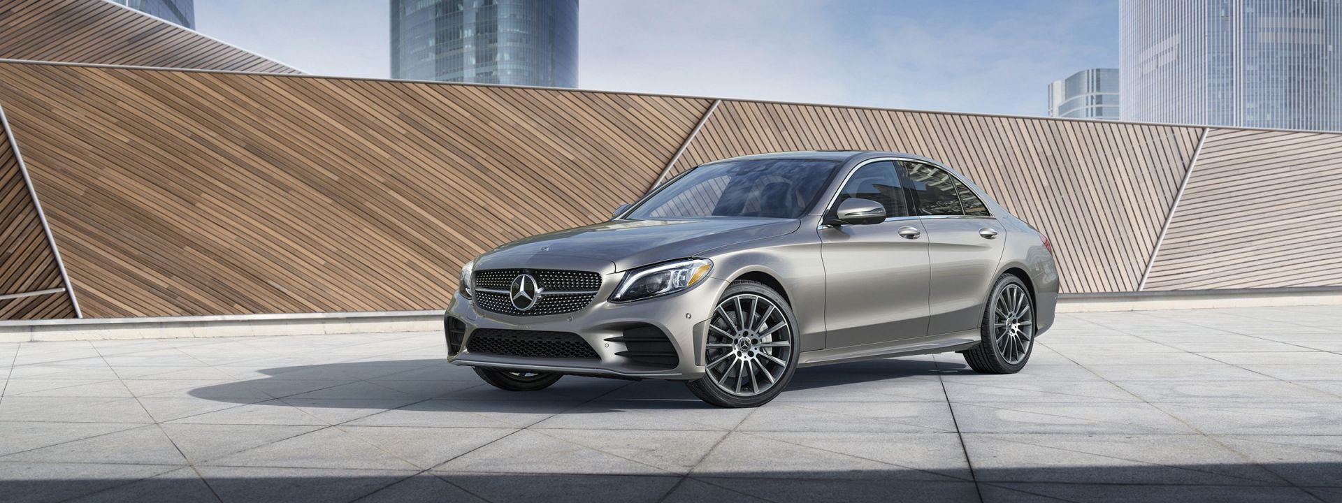 Mercedes-Benz C-Class 2019 chỉ là phiên bản facelift nhưng được bổ xung nhiều tính năng đáng giá