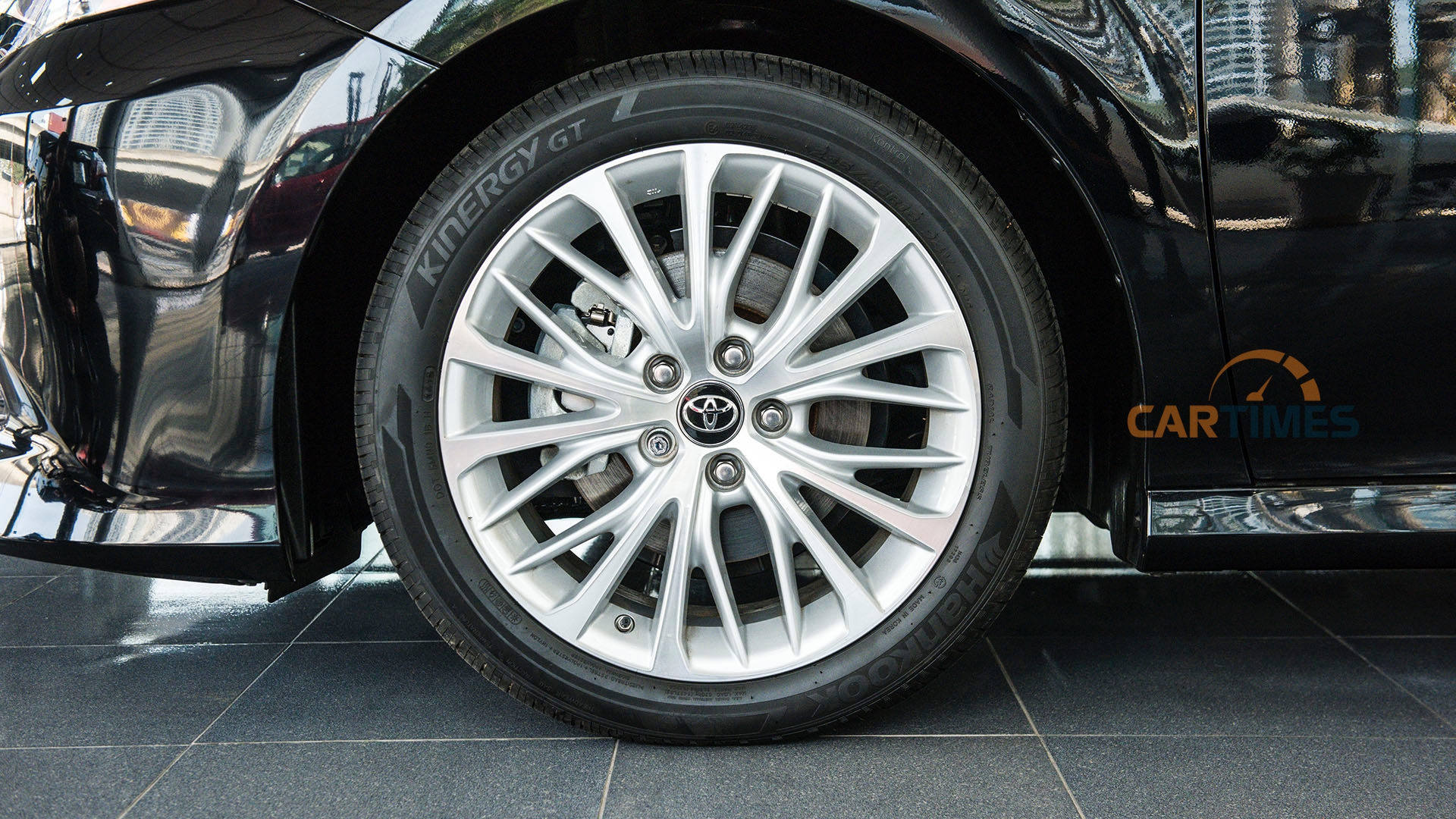 Thiết kế xe Toyota Camry XLE 2019
