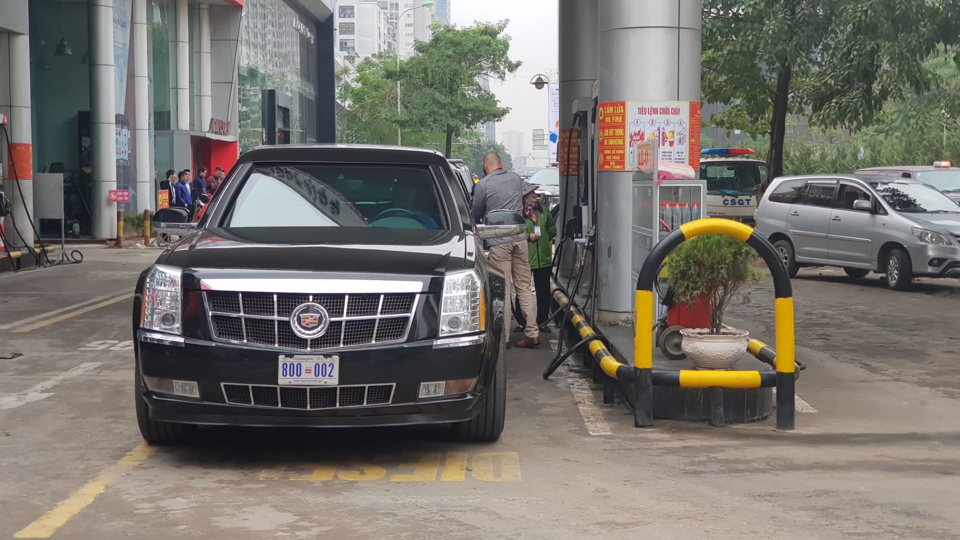 Cả 2 chiếc xe đều là phiên bản Cadillac One