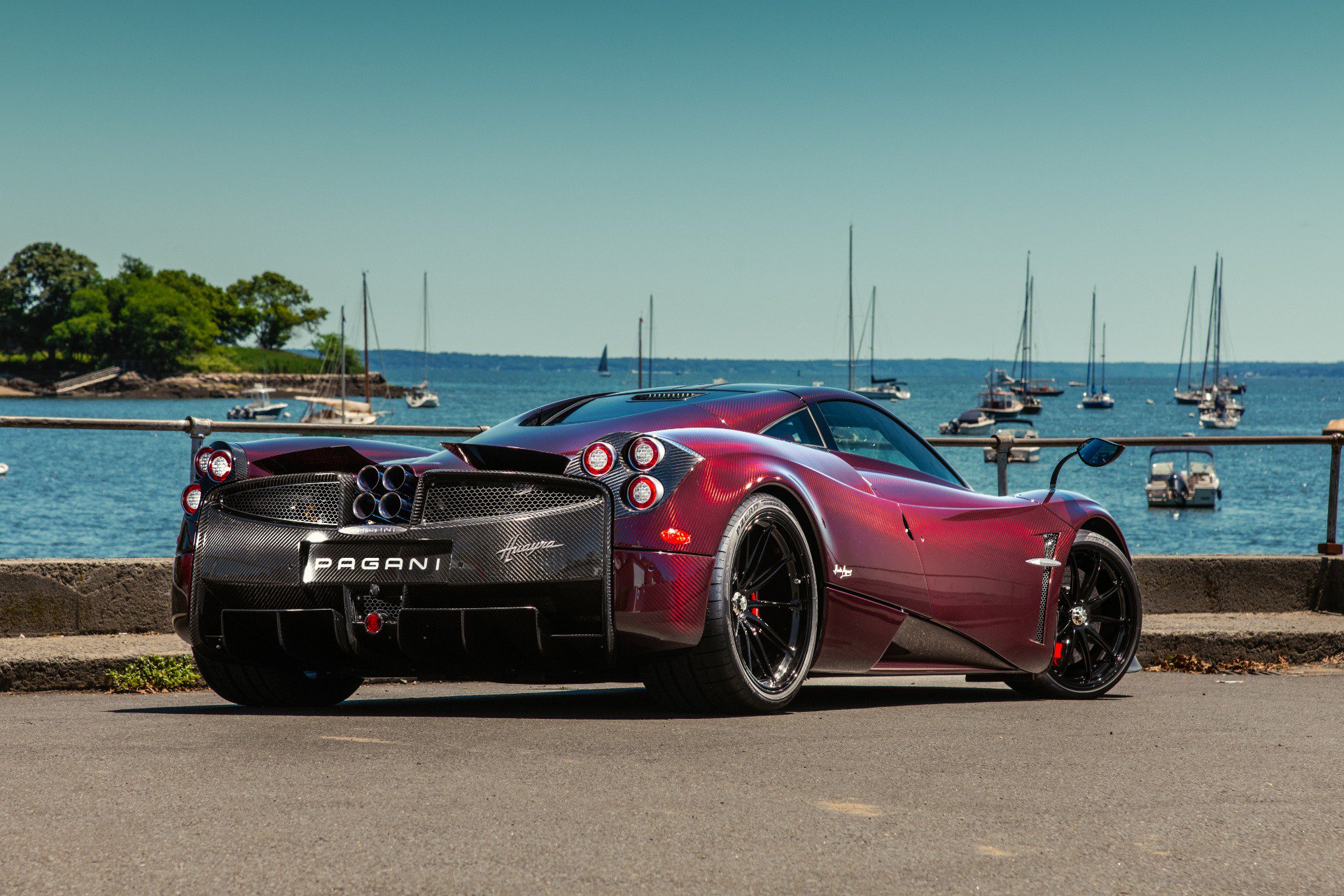Thiết kế đuôi xe Pagani Huayra