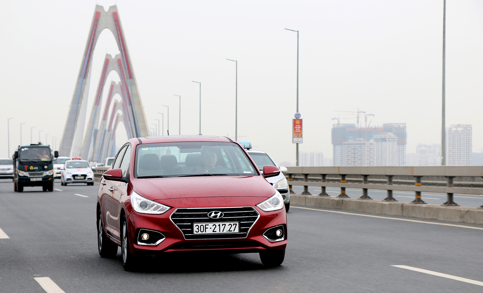 Xe Hyundai Accent