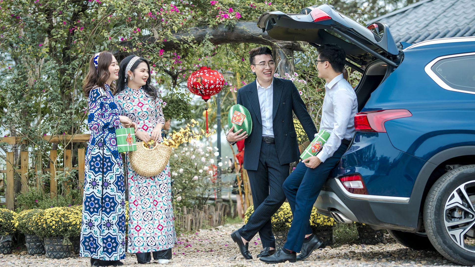 Ảnh Tết xe HYundai