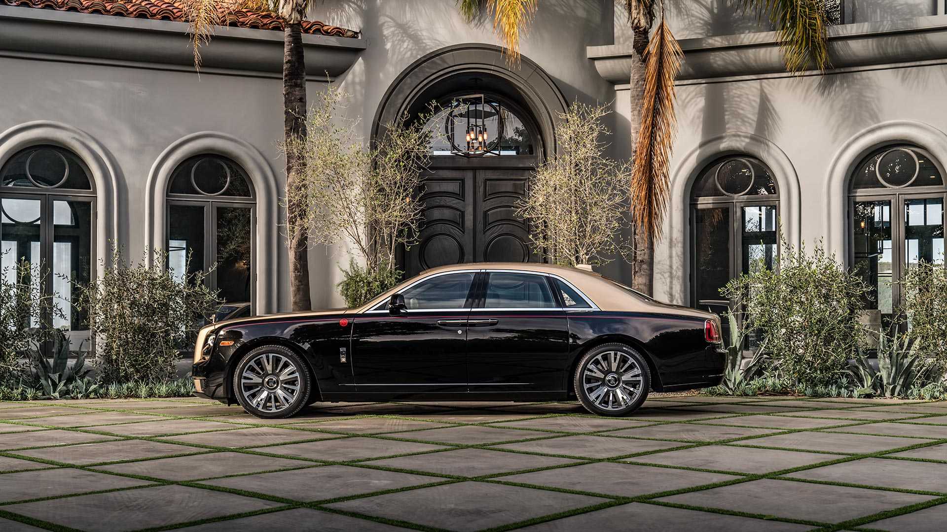 Xe Rolls-Royce