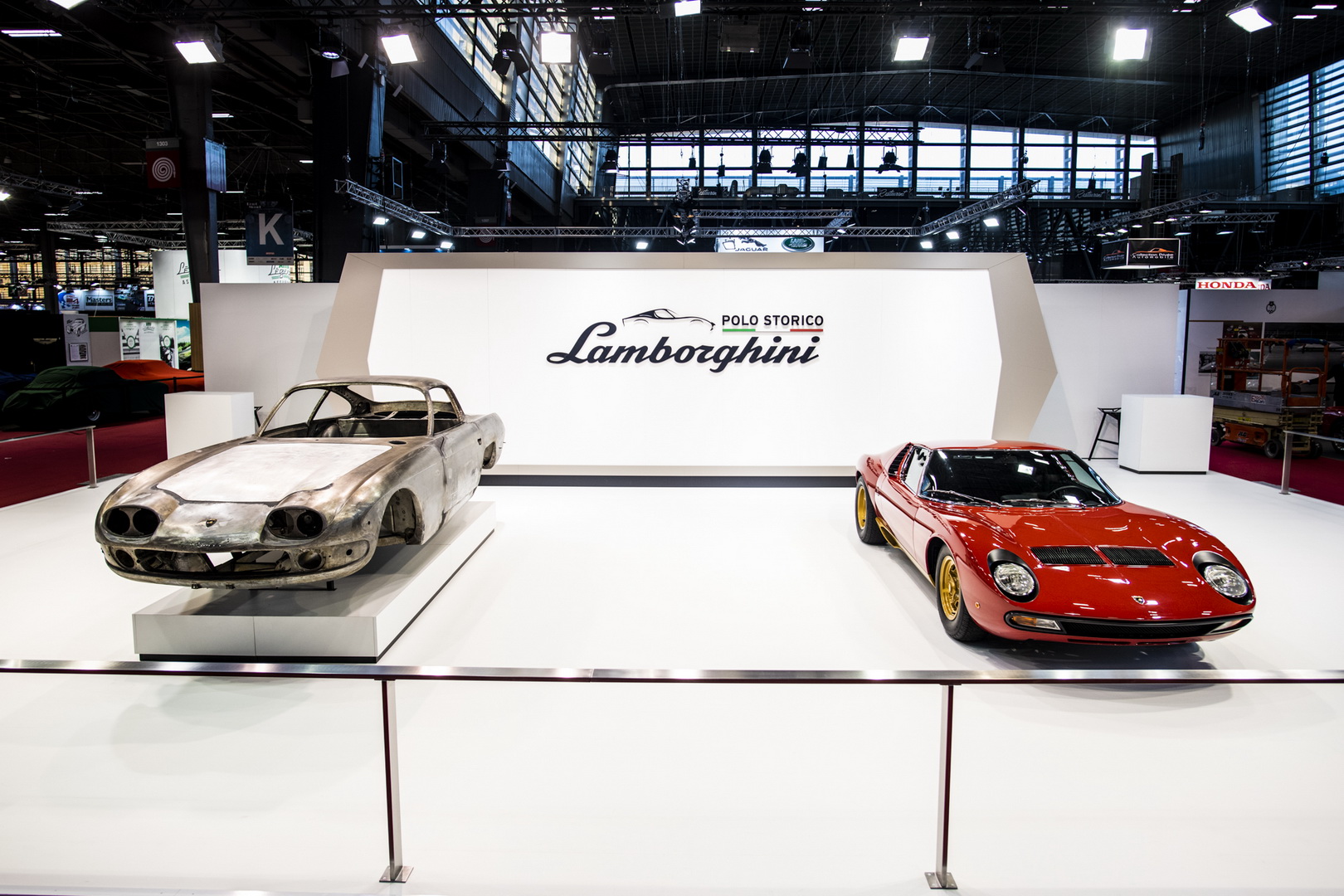 Thiết kế xe Lamborghini Miura SV