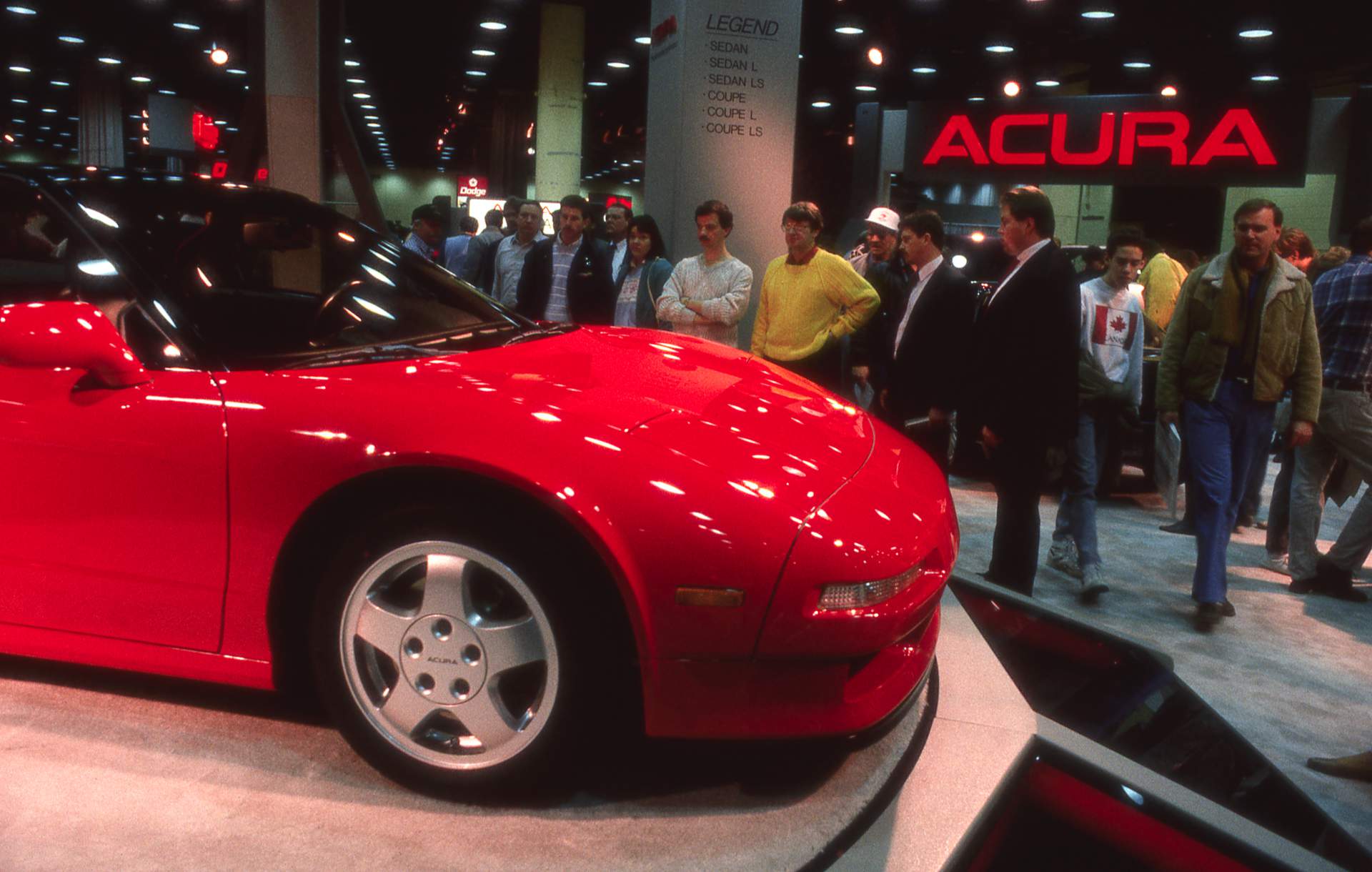 Acura NS-X Concept tại triển lãm ô tô Chicago 1989 thu hút khách tham quan
