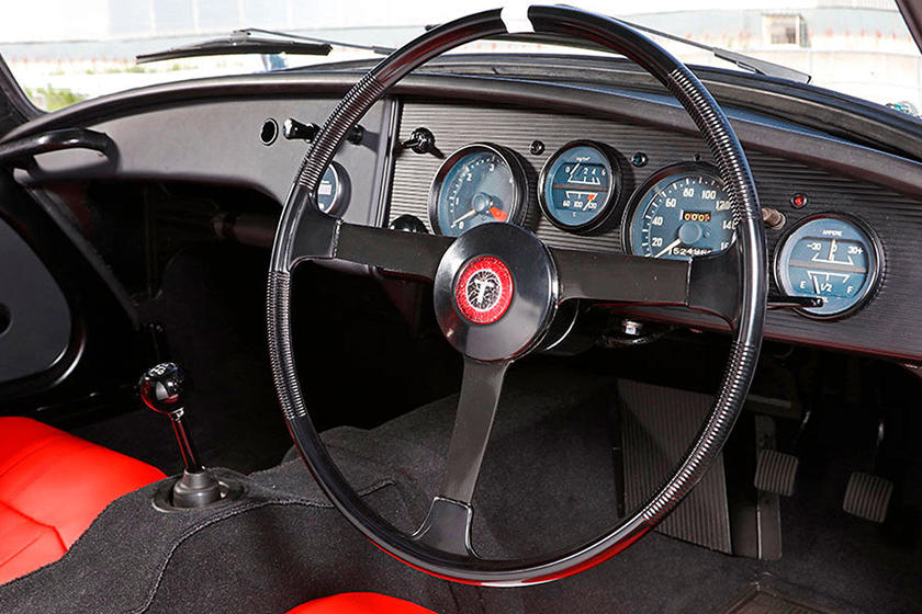 Thiết kế vô lăng xe Toyota Sport 800