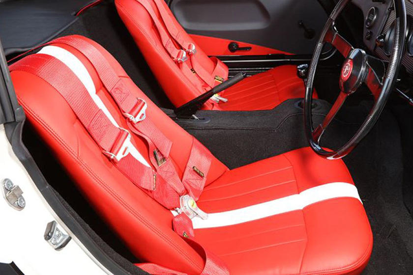 Thiết kế cabin xe Toyota Sport 800