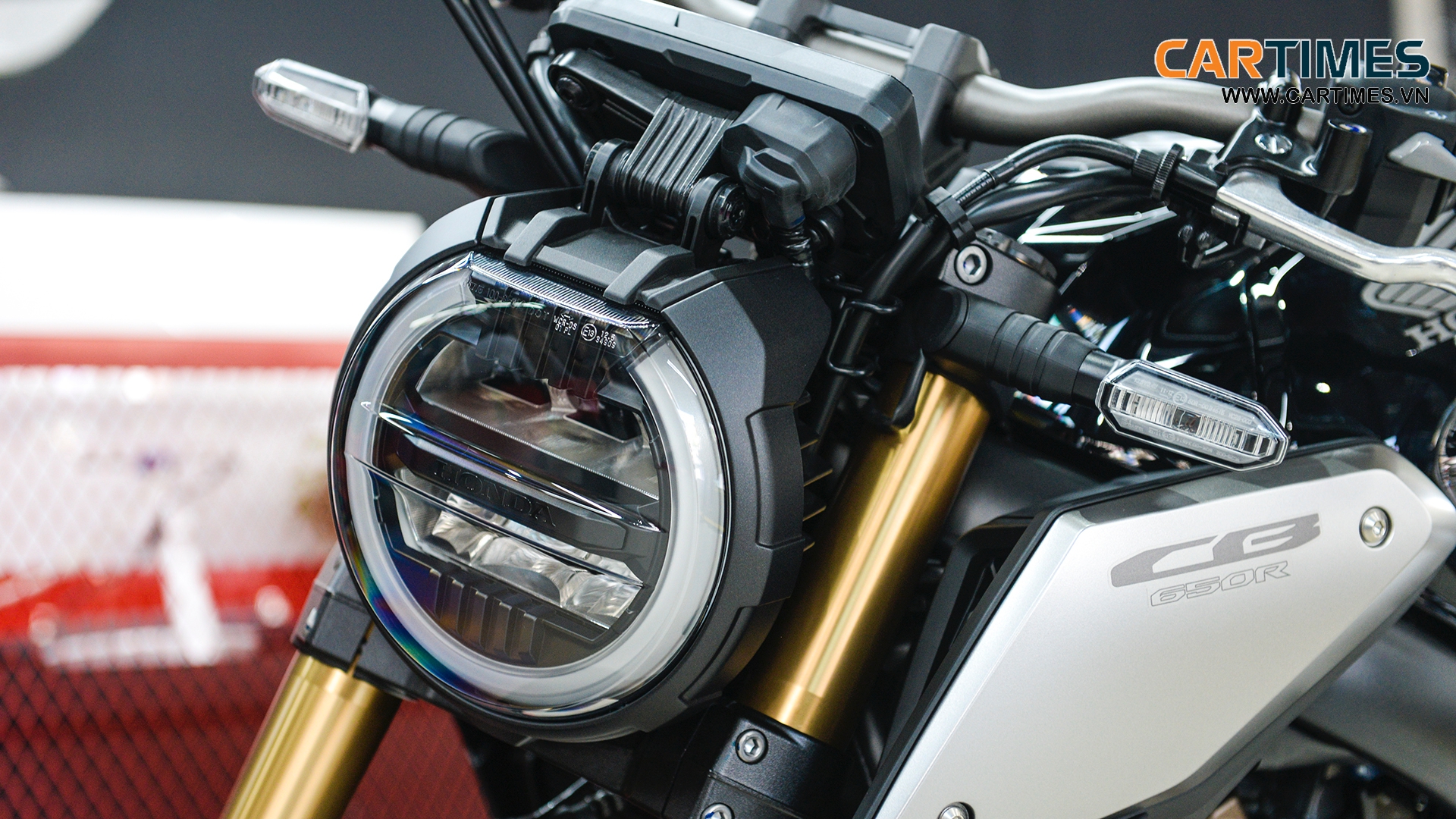  Thiết kế đầu xe Honda CB650R
