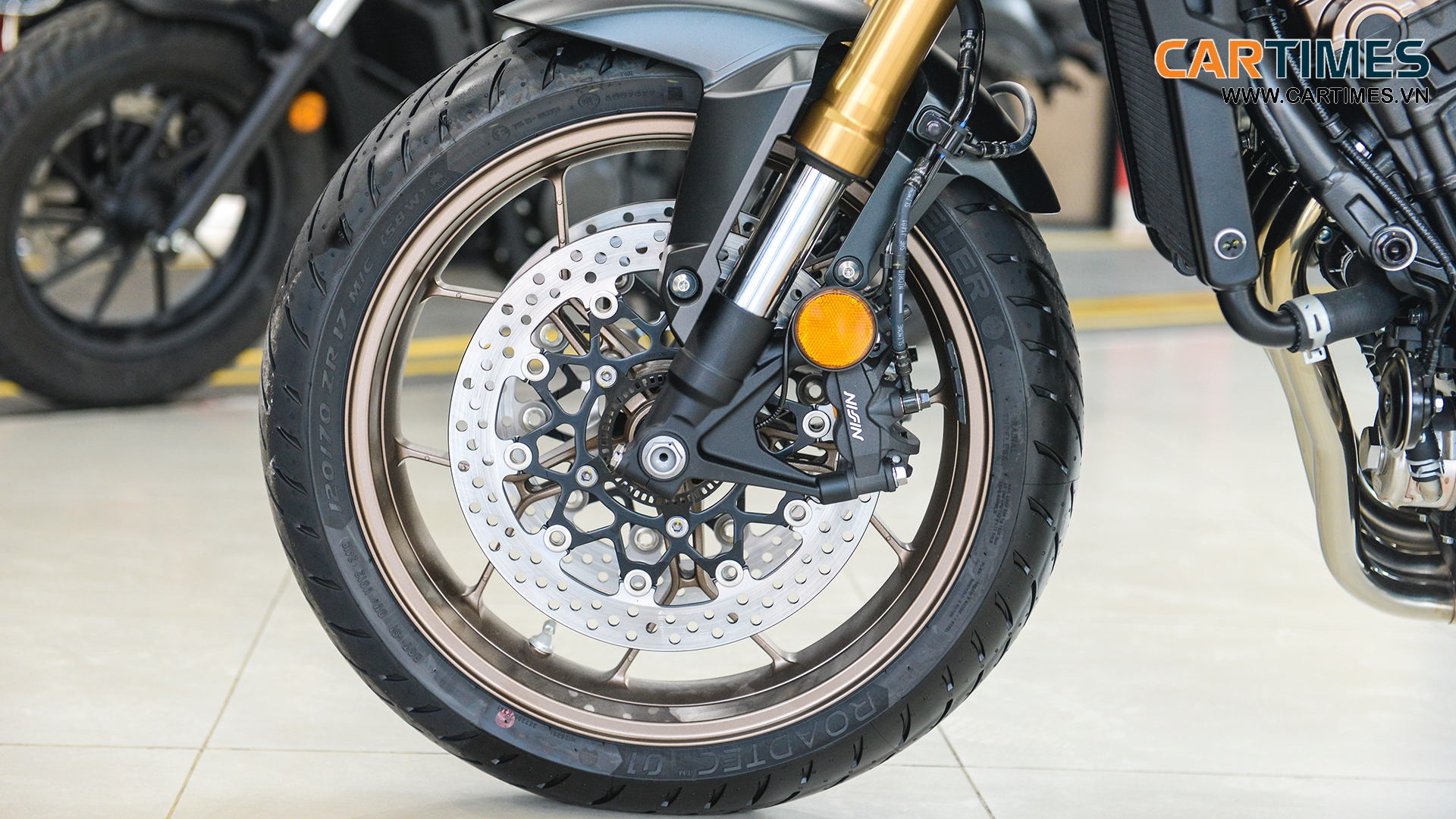  Thiết kế bánh xe trước Honda CB650R