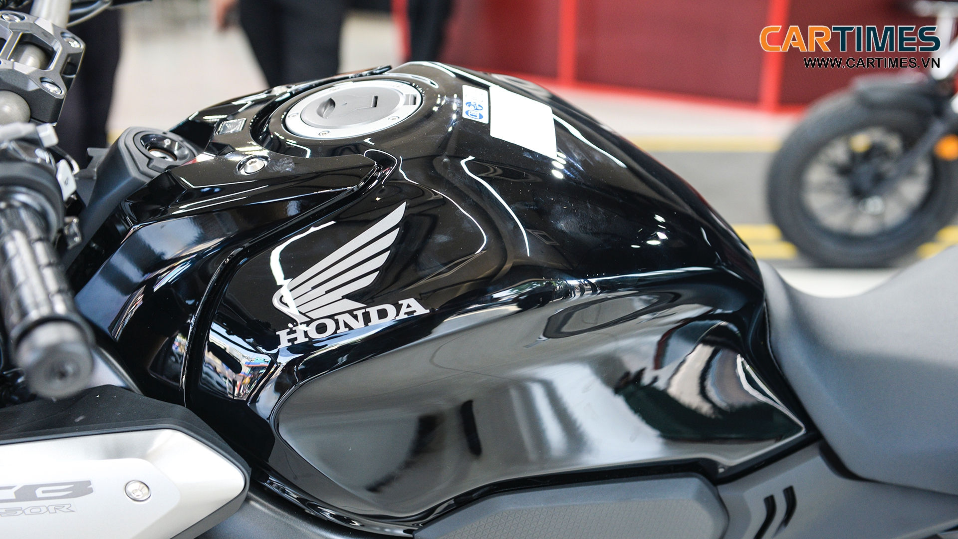  Thiết kế bình xăng xe Honda CB650R