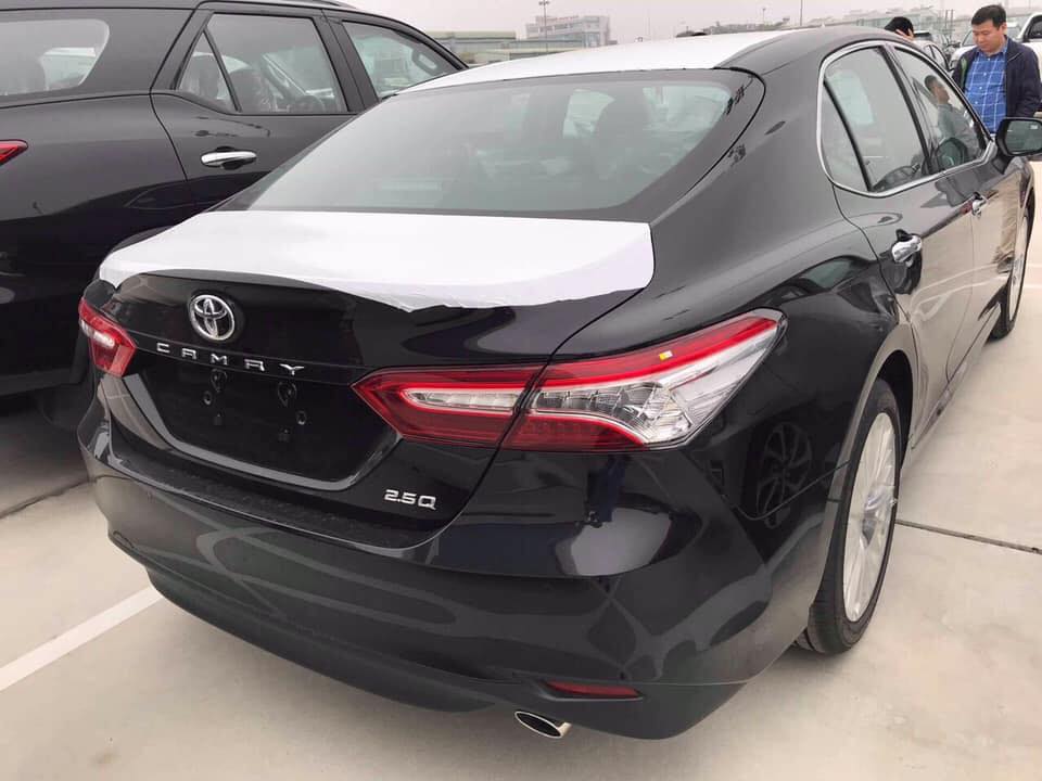 Phiên bản Toyota Camry nhập Thái 2.5Q