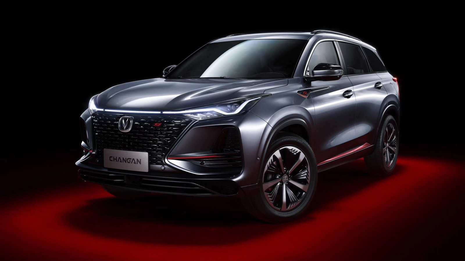 Thiết kế đầu xe Changan CS75 Plus 2019