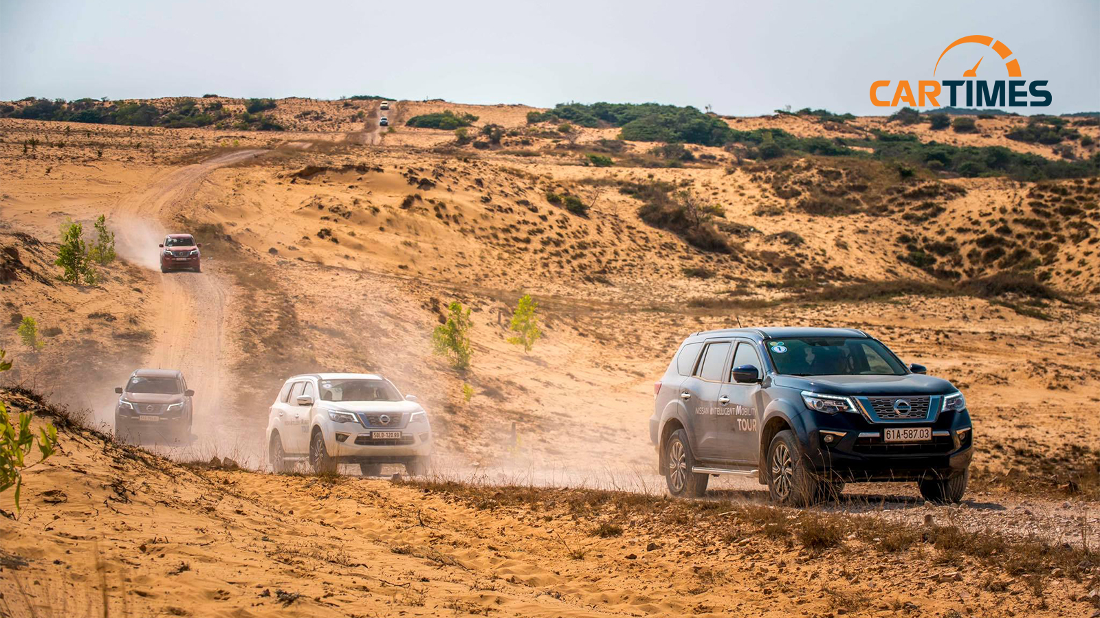 Giá bán Nissan Terra