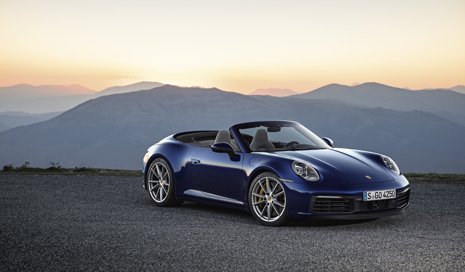 Phiên bản 911 Carrera 4S Cabriolet mới