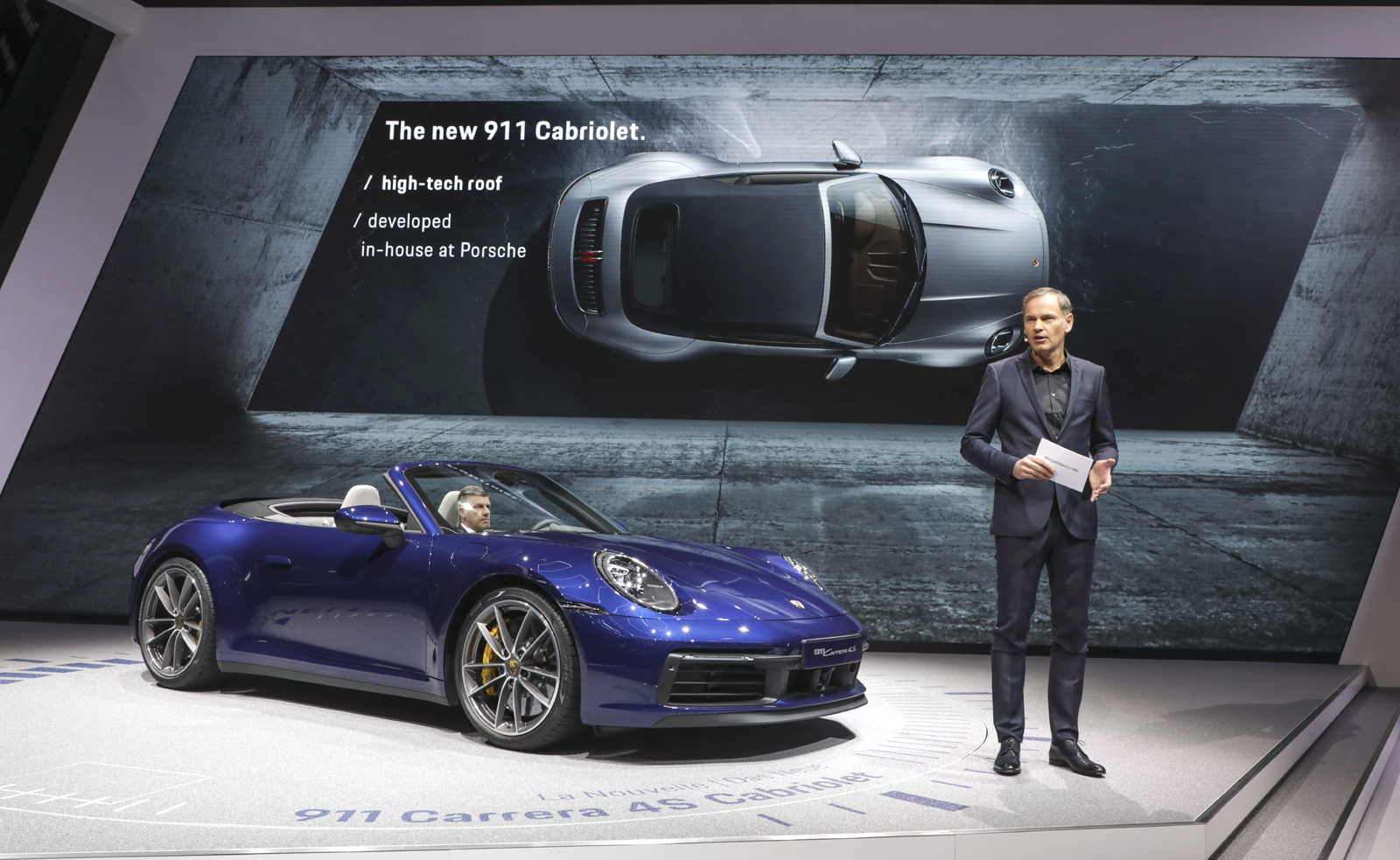 Ông Oliver Blume, Chủ tịch Hội đồng quản trị của Porsche AG, giới thiệu về dòng xe 911 Carrera Cabriolet mới