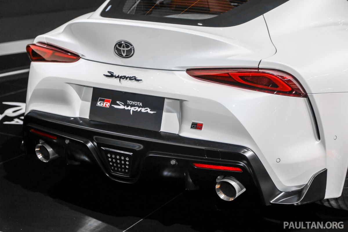Thiết kế đuôi xe Toyota Supra