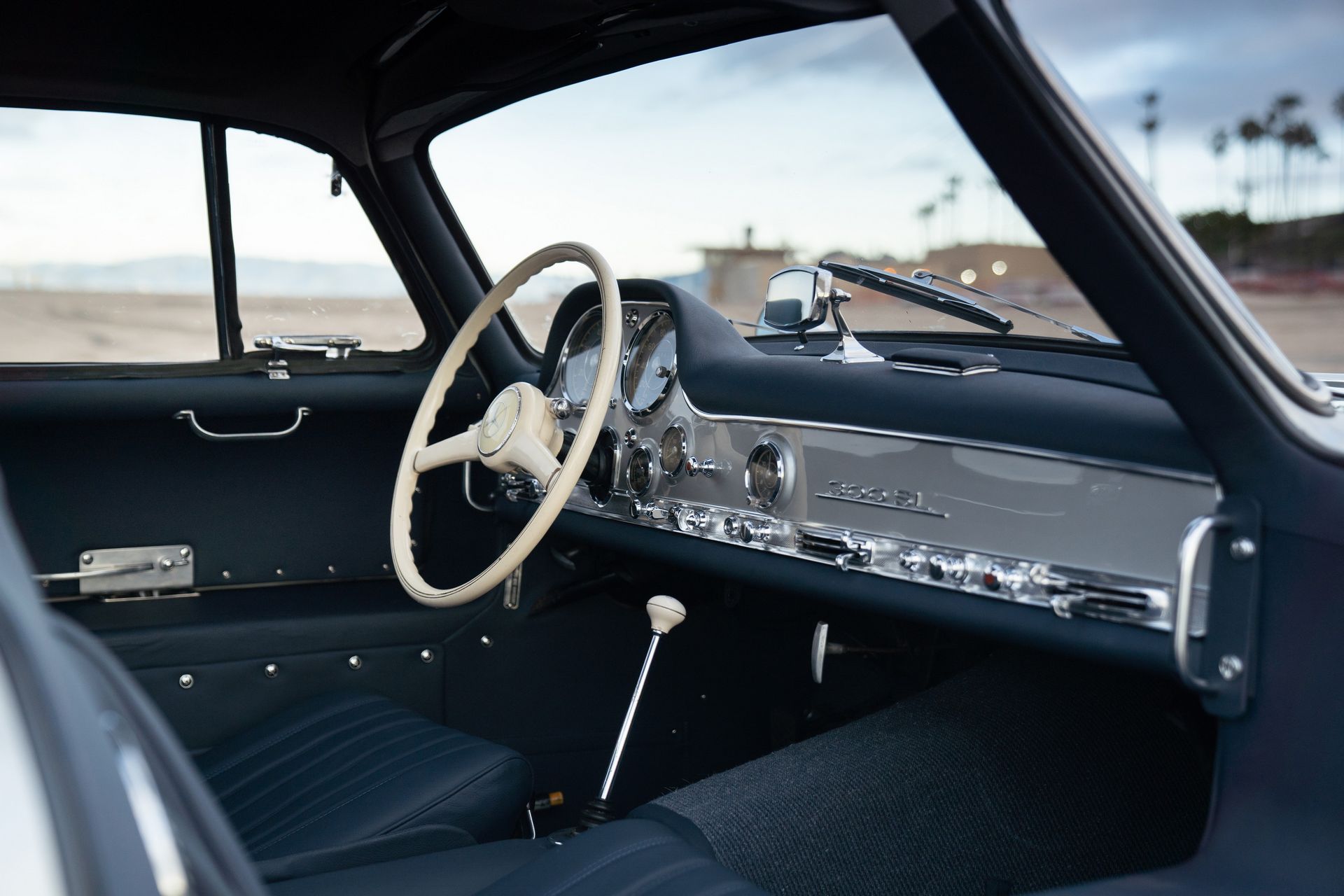 Cabin xe Mercedes-Benz 300 SL Gullwing