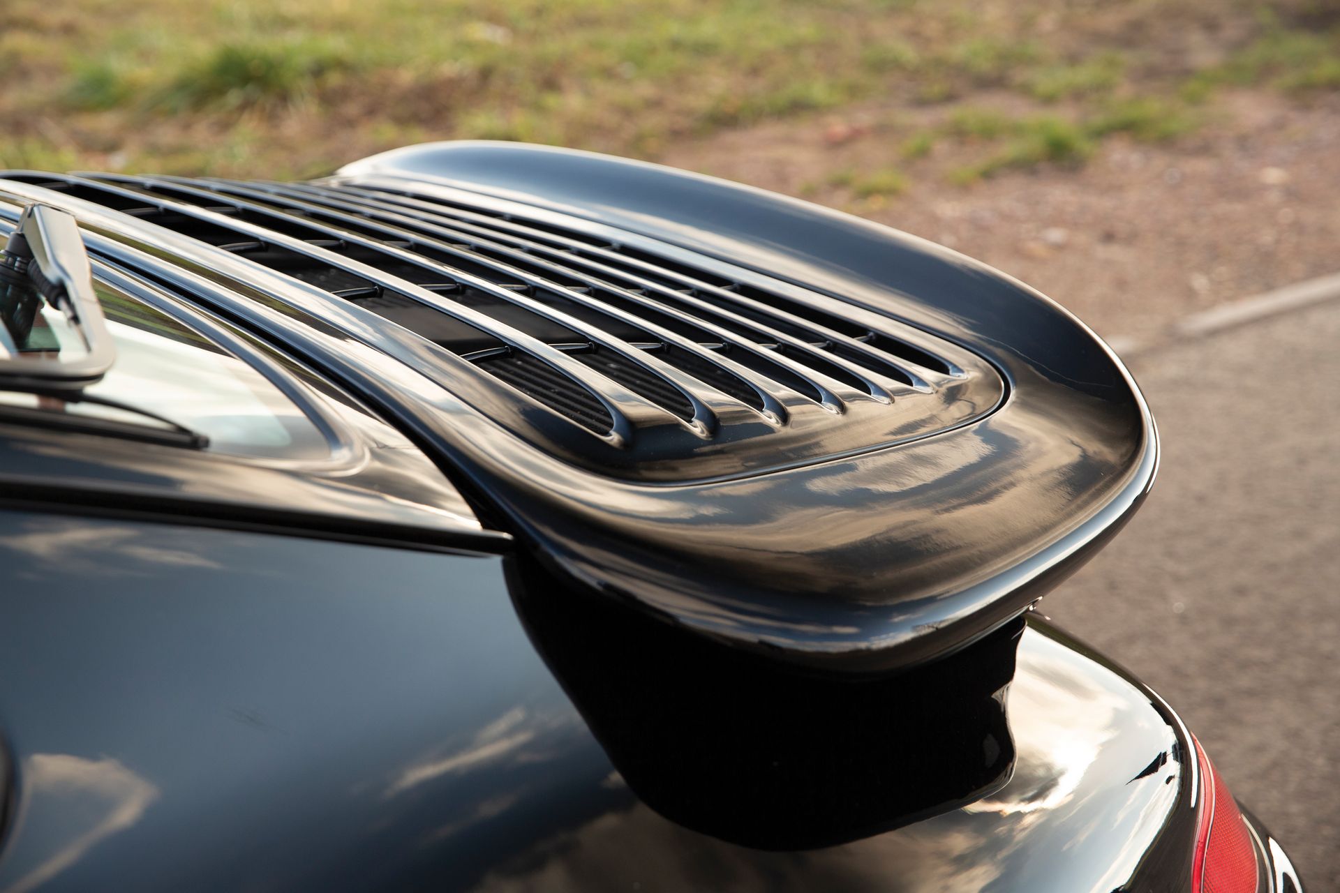 Thiết kế cánh gió xe Porsche 911 993 Turbo 1994