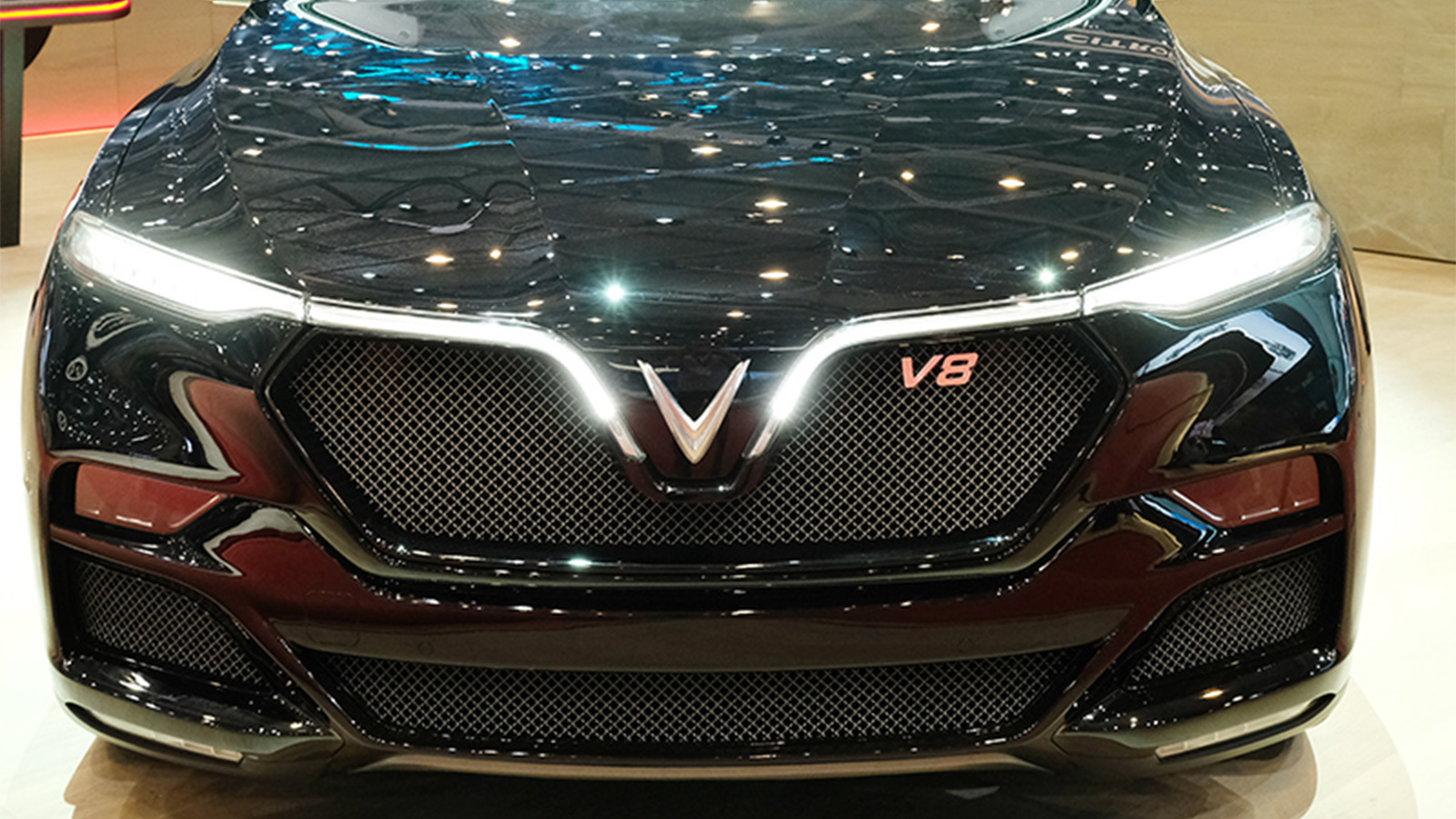 Xe sử dụng động cơ V8