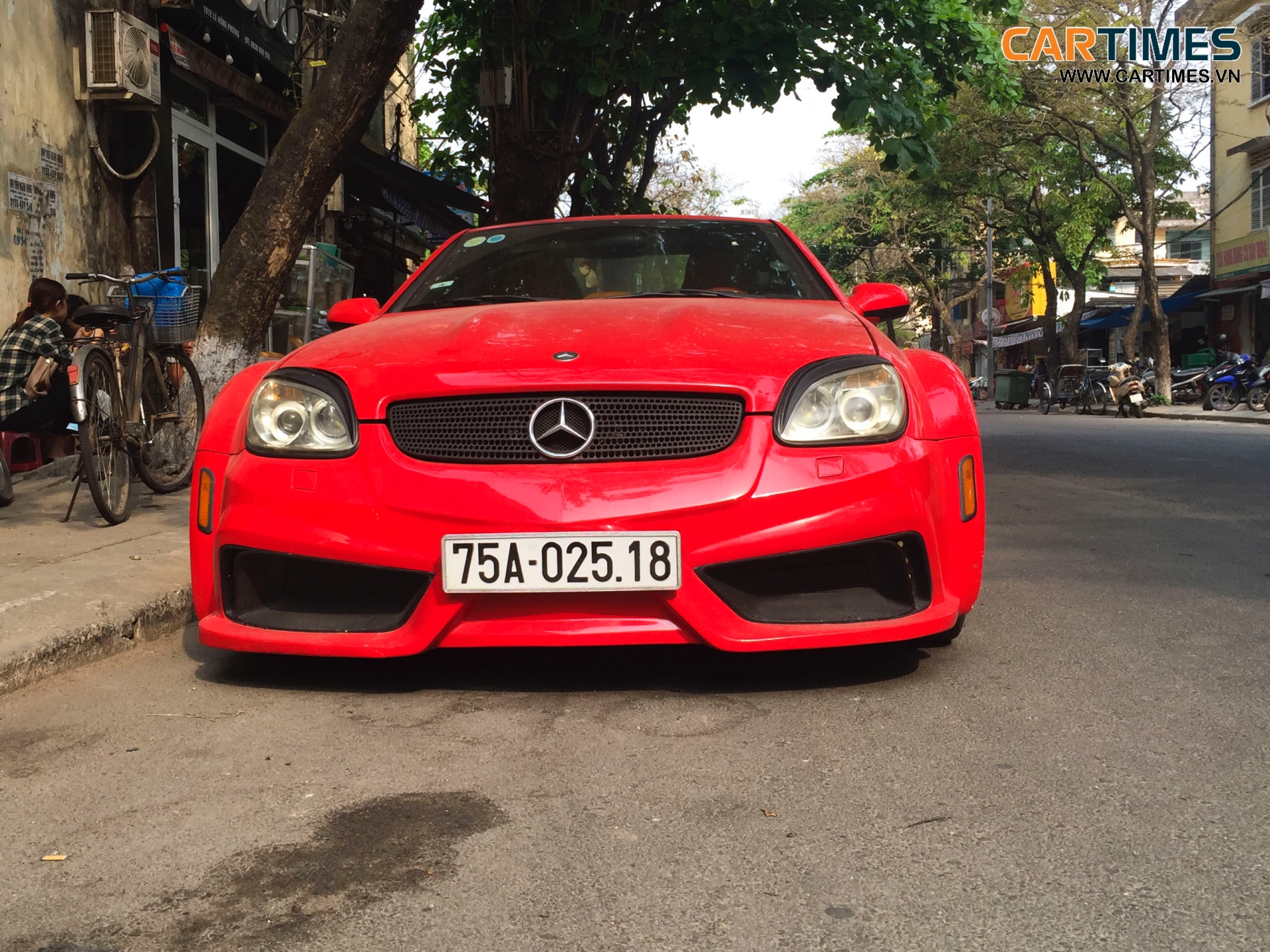 Thiết kế đầu xe Mercedes-Benz SLK 