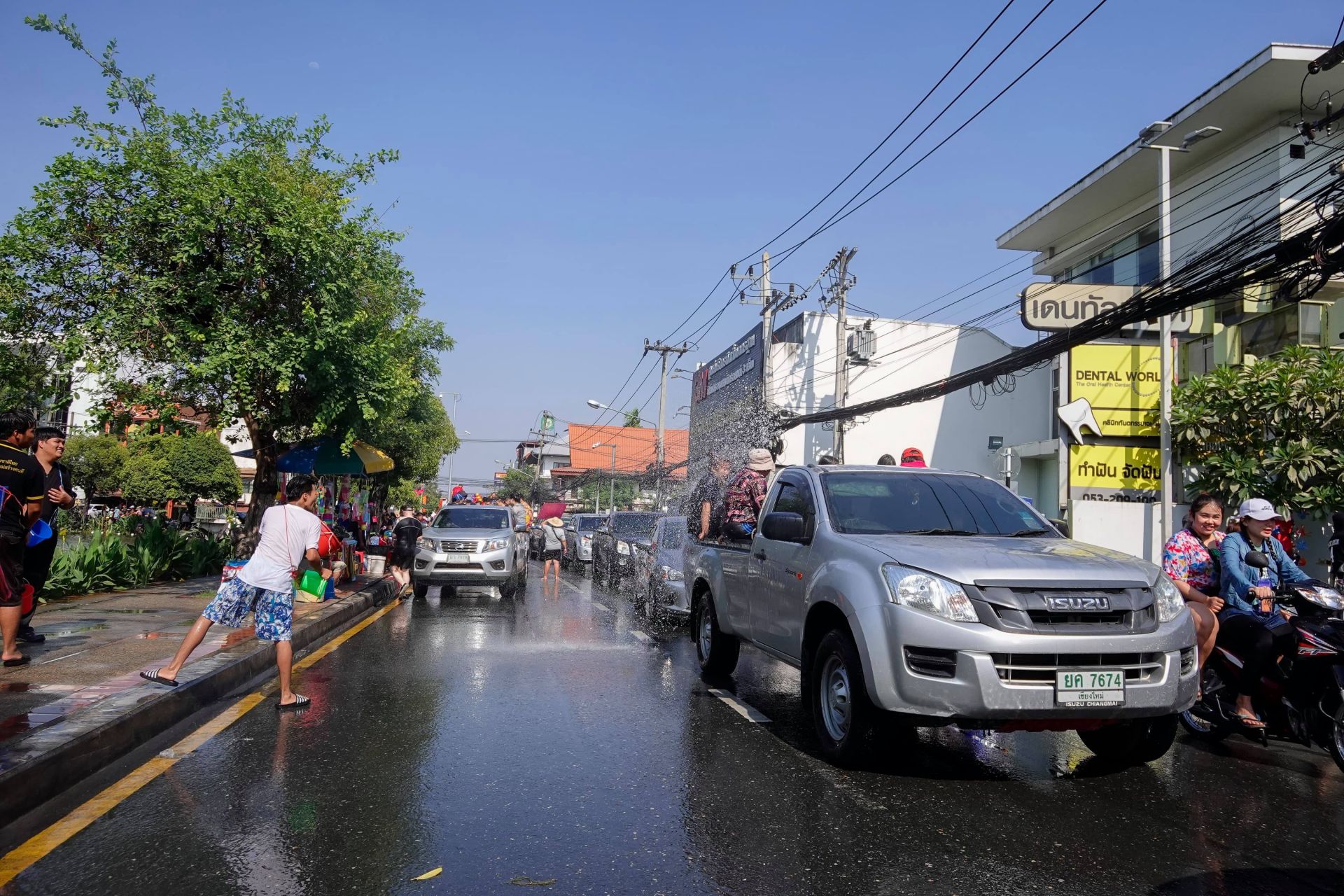 Đây là một nghi thức tôn giáo của đất nước Thái Lan