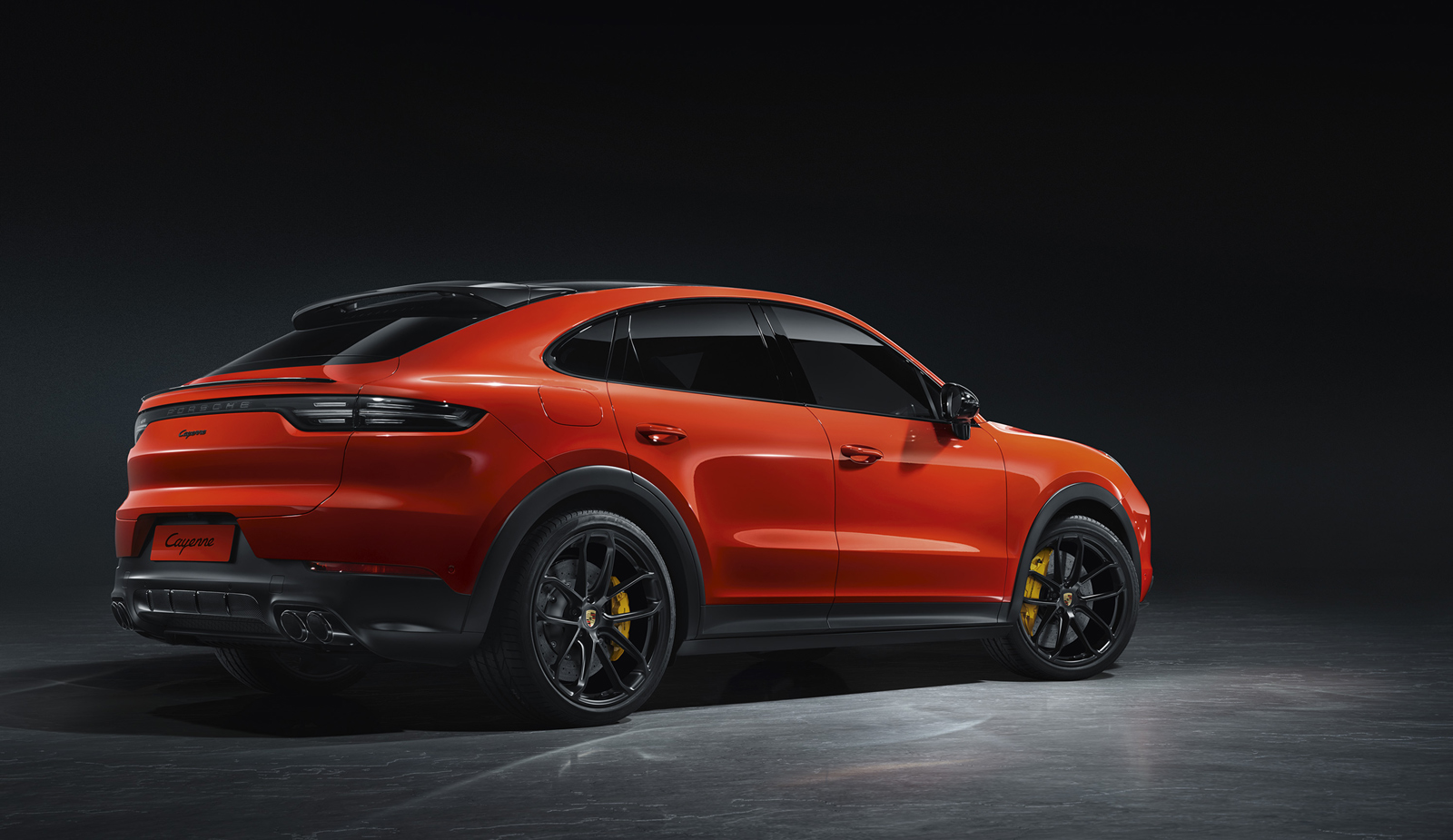 Cayenne Turbo hiện tại là chiếc SUV đầu tiên có thiết kế kiểu khí động học chủ động