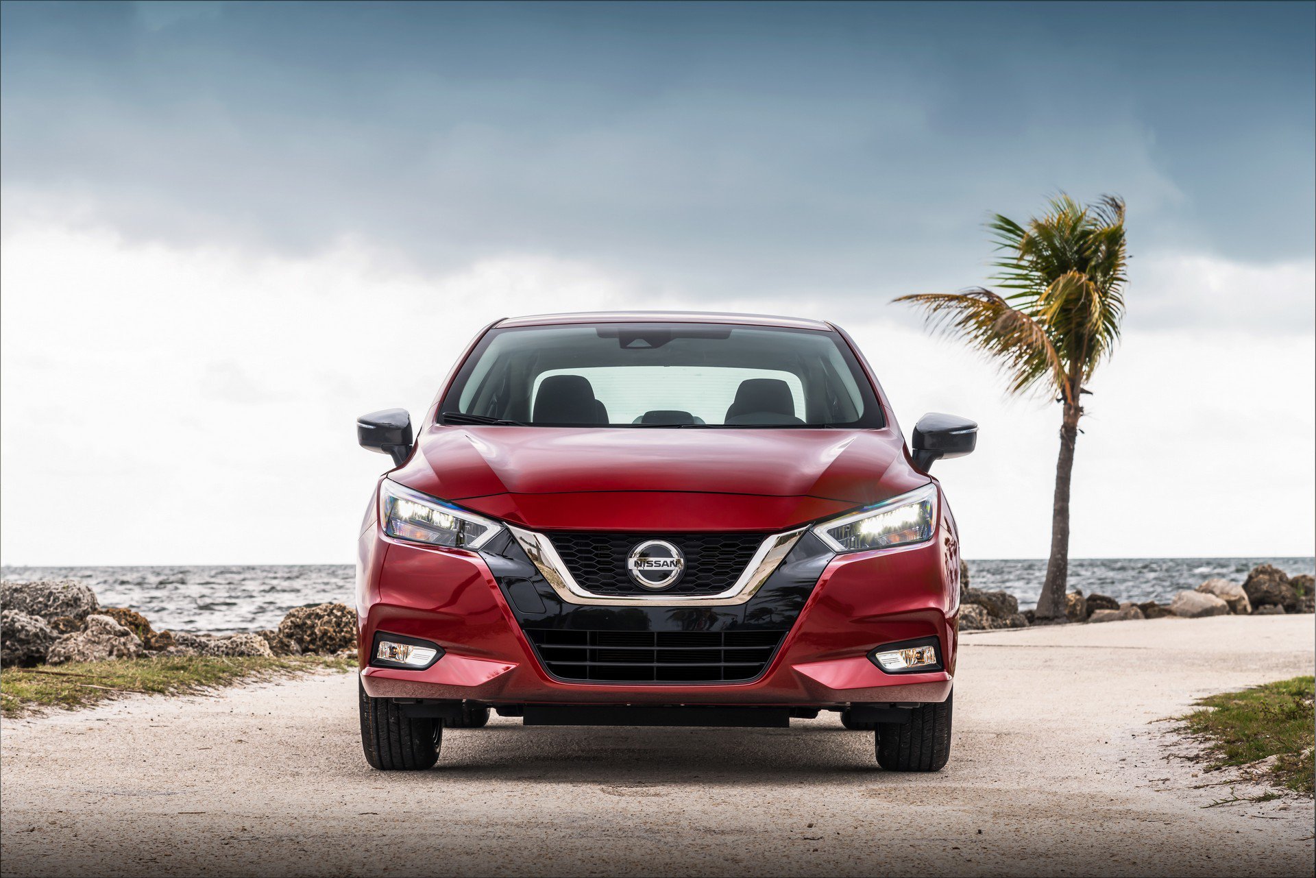 Thiết kế đầu xe Nissan Sunny 2020