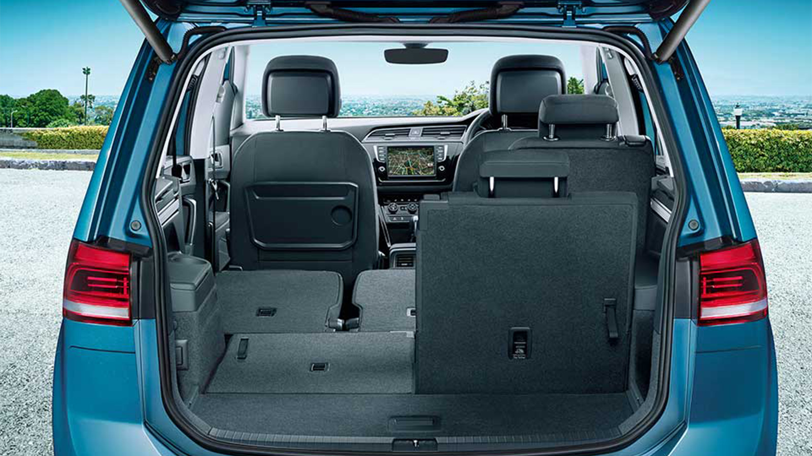 Nội thất xe 7 chỗ Volkswagen