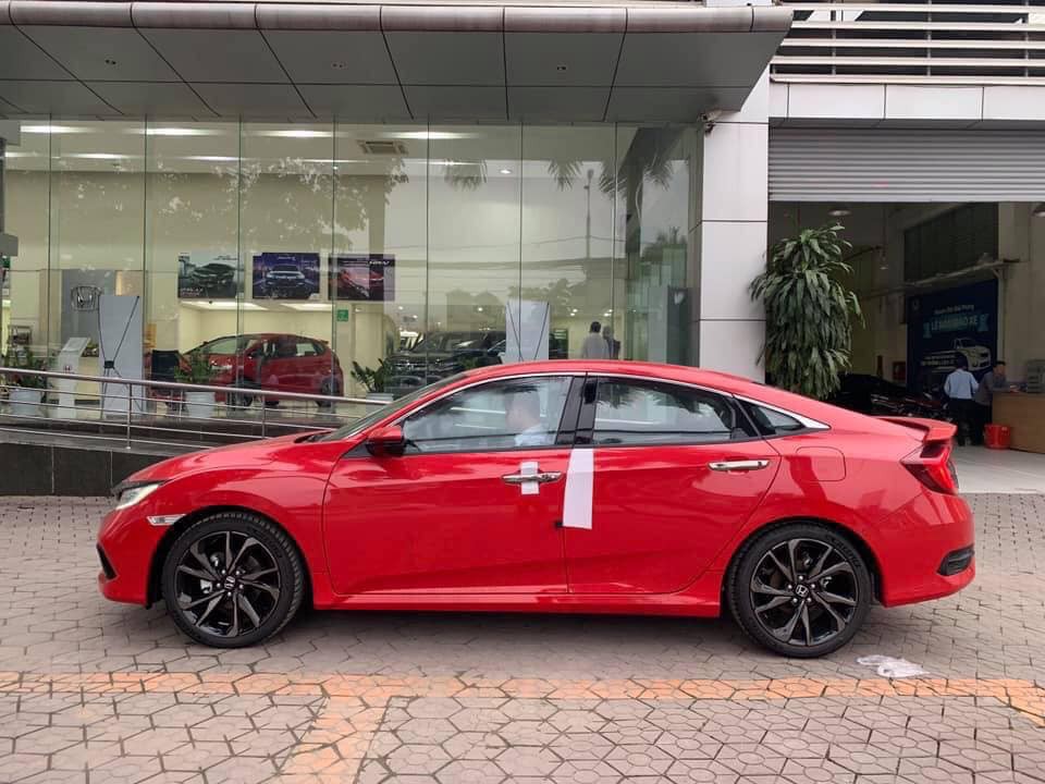 Hiện tại khách hàng đang quan tâm tới mẫu Honda Civic 2019 RS
