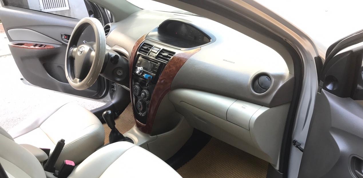 Nội thất xe Toyota Vios 2009