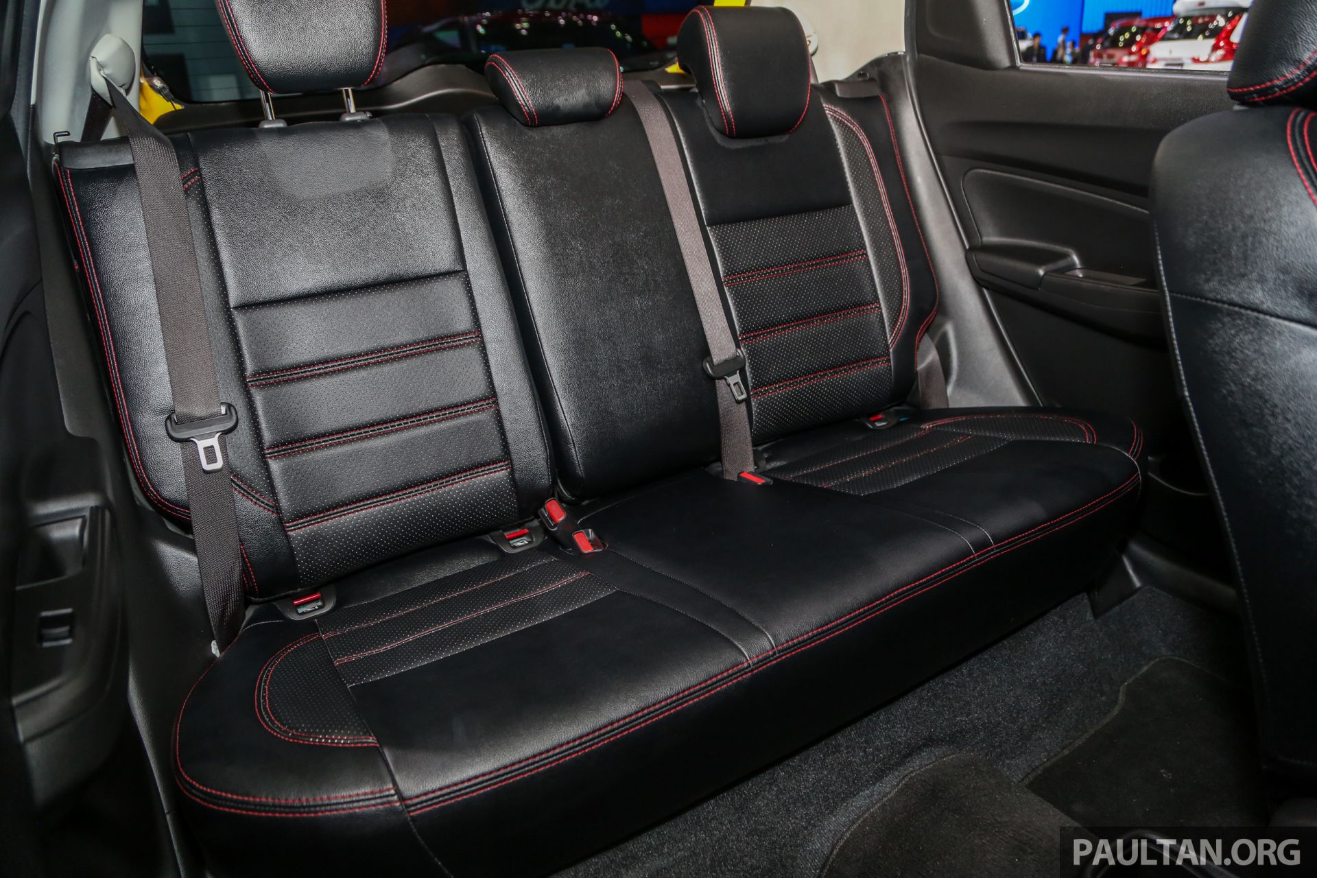Hàng ghế sau xe Suzuki Swift Sport 2019