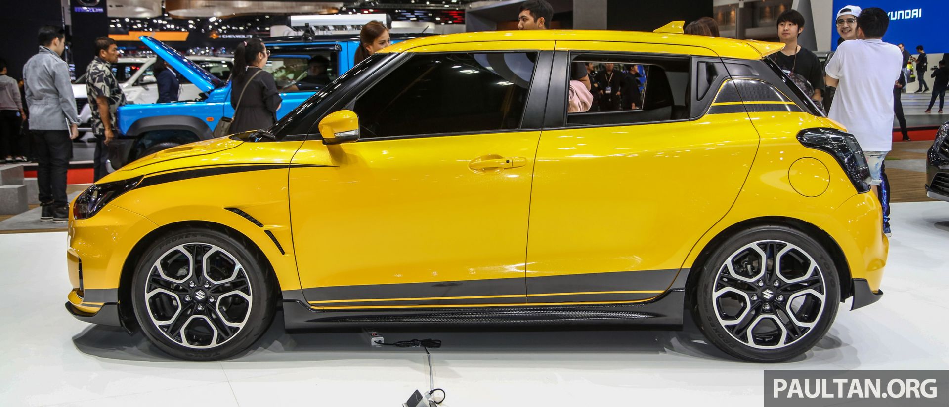 Thiết kế bên hông Suzuki Swift Sport 2019