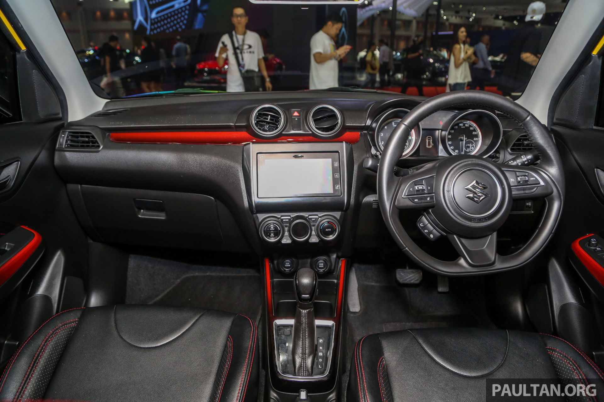 Cabin xe Suzuki Swift Sport 2019