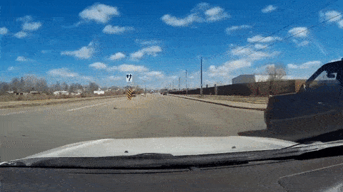 Range Rover cố tình 'gây hấn' xe sau bằng cú phanh gấp?