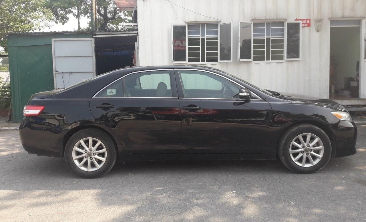 Thiết kế bên hông xe Toyota Camry 2009