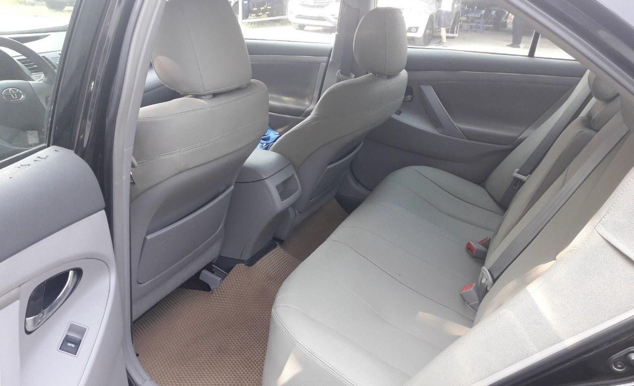 Thiết kế hàng ghế sau xe Toyota Camry 2009