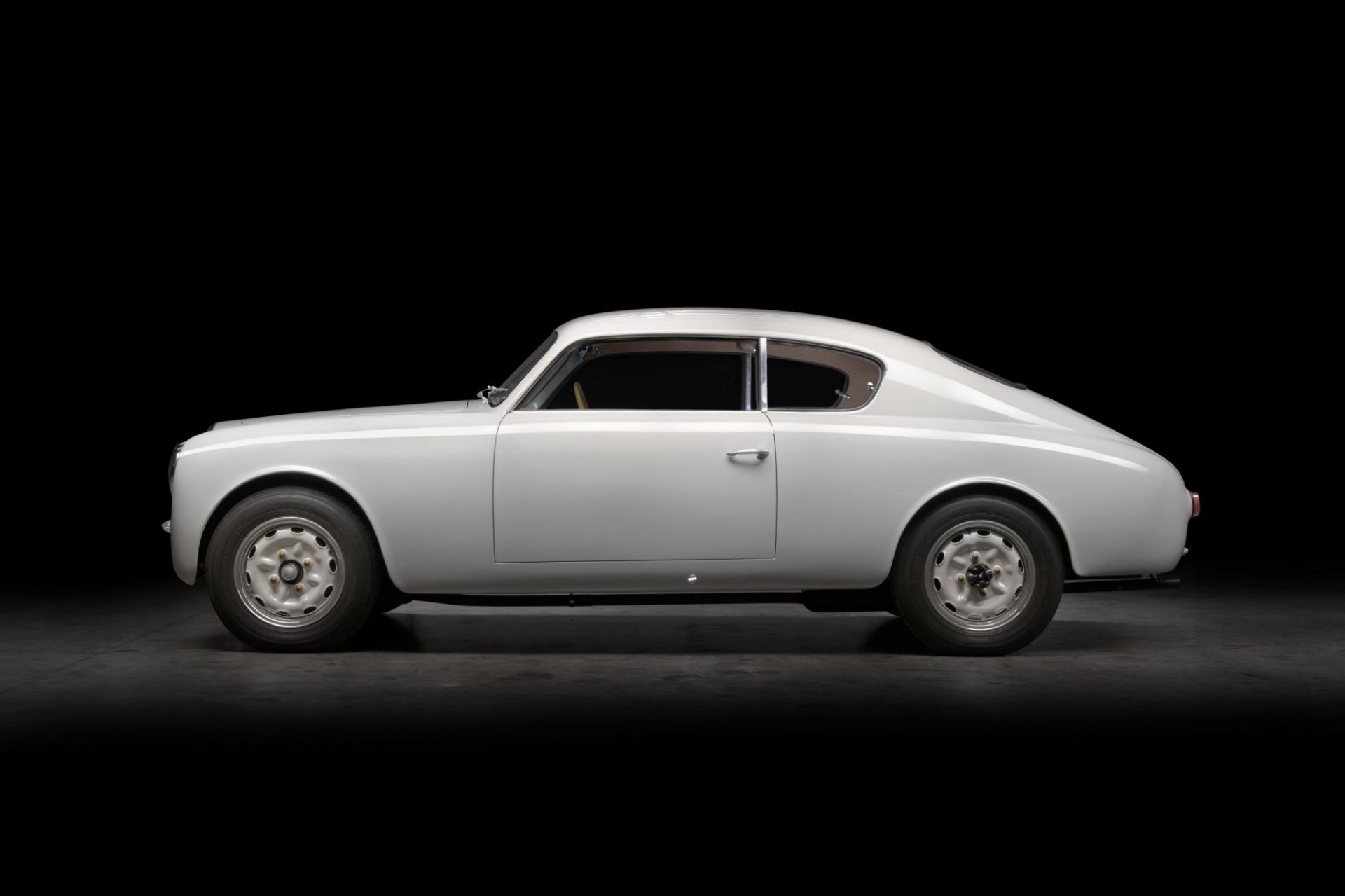 Lancia Aurelia B20 GT trở lại vẻ đẹp hoàn hảo